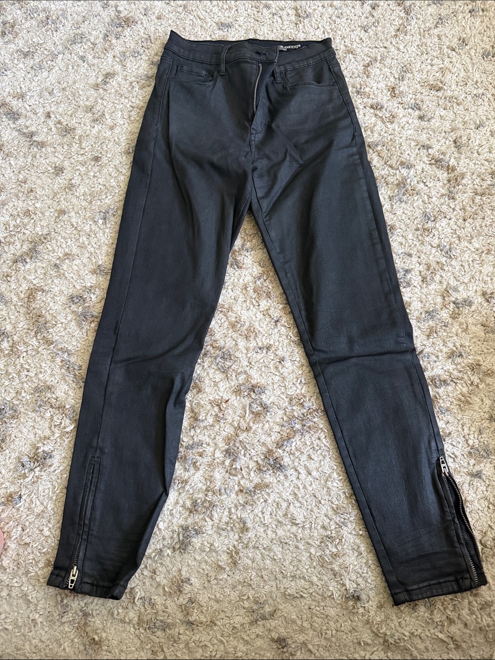 Black Zipper Hem Skinny Pants